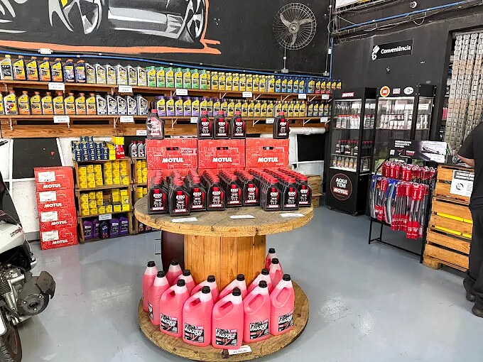 Produtos automotivos na loja Flecha Garage